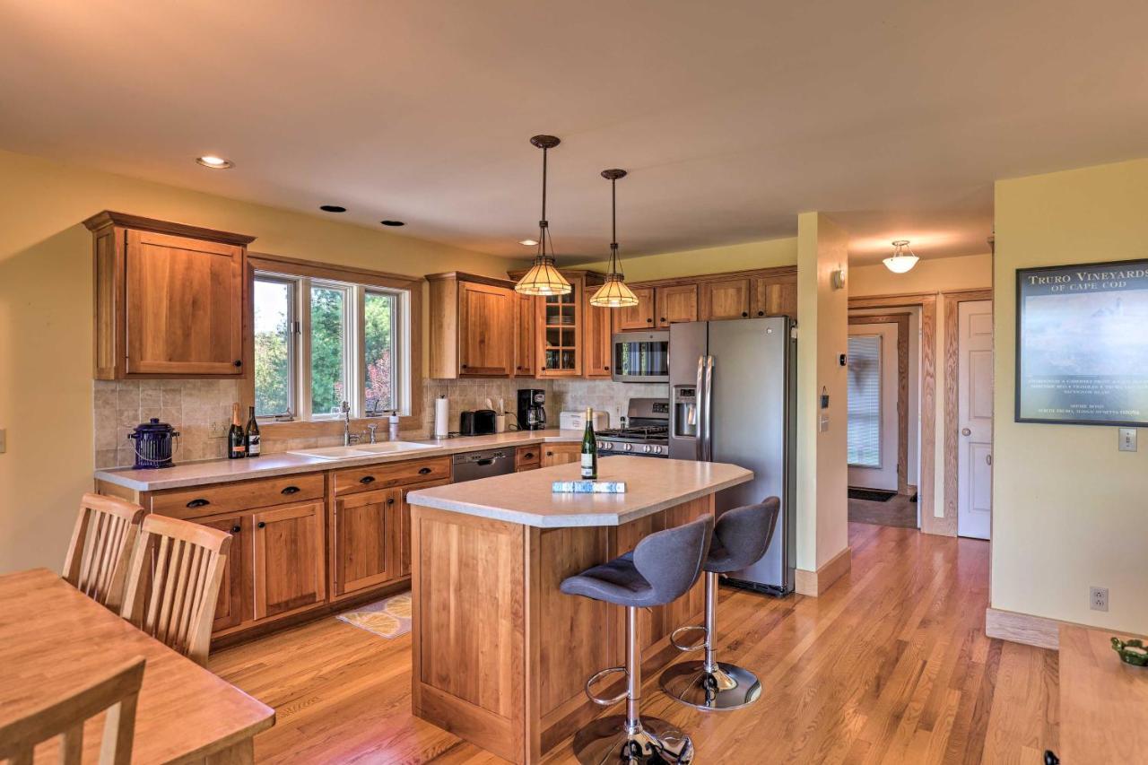Lake-View Home With Pool In Hammondsport! Exterior foto