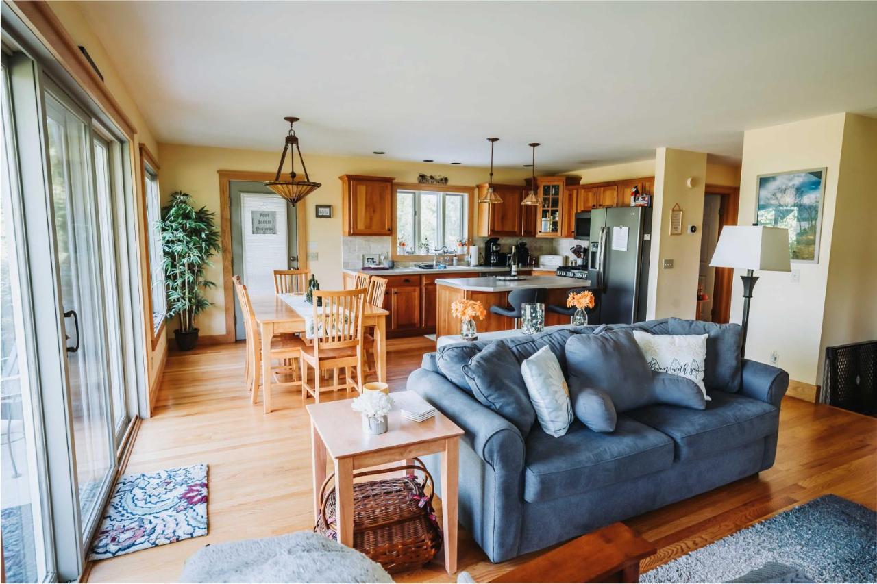 Lake-View Home With Pool In Hammondsport! Exterior foto